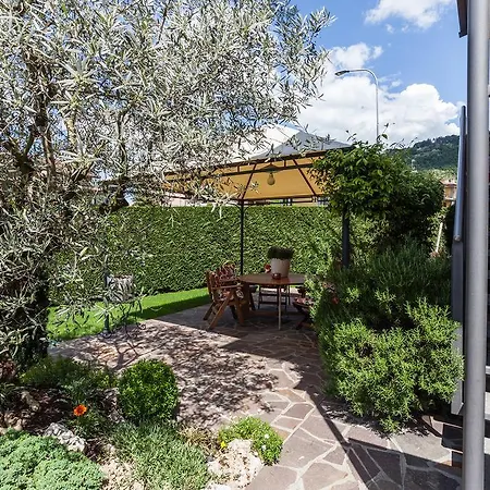 Alisee Bed & Breakfast 5*
